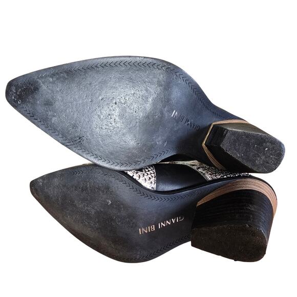 Gianni Bini Maerren Western Snake Print Capped Toe, ankle booties size 6 M - Picture 6 of 8